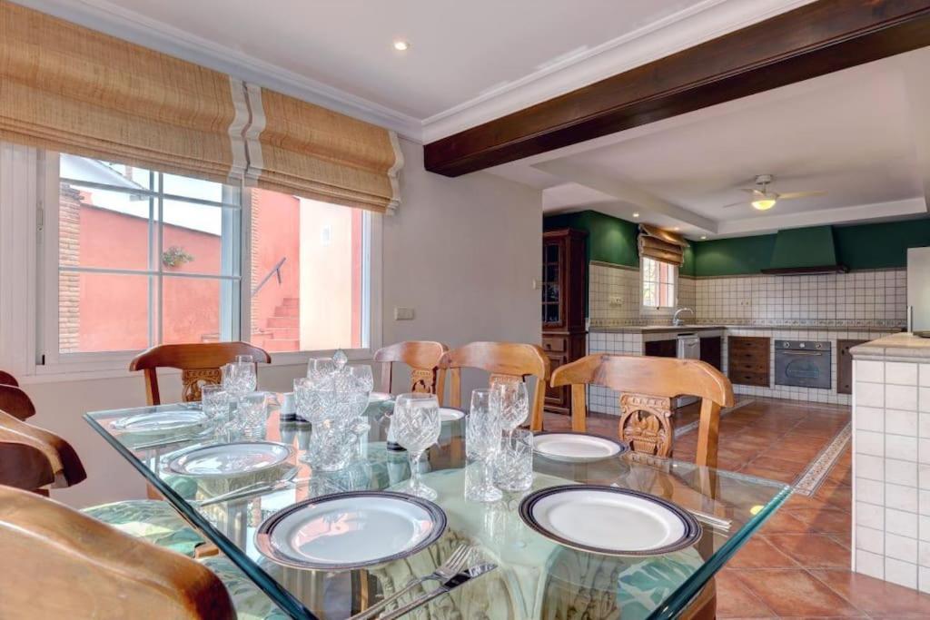Traditional Spanish Near Puerto Banus Villa
