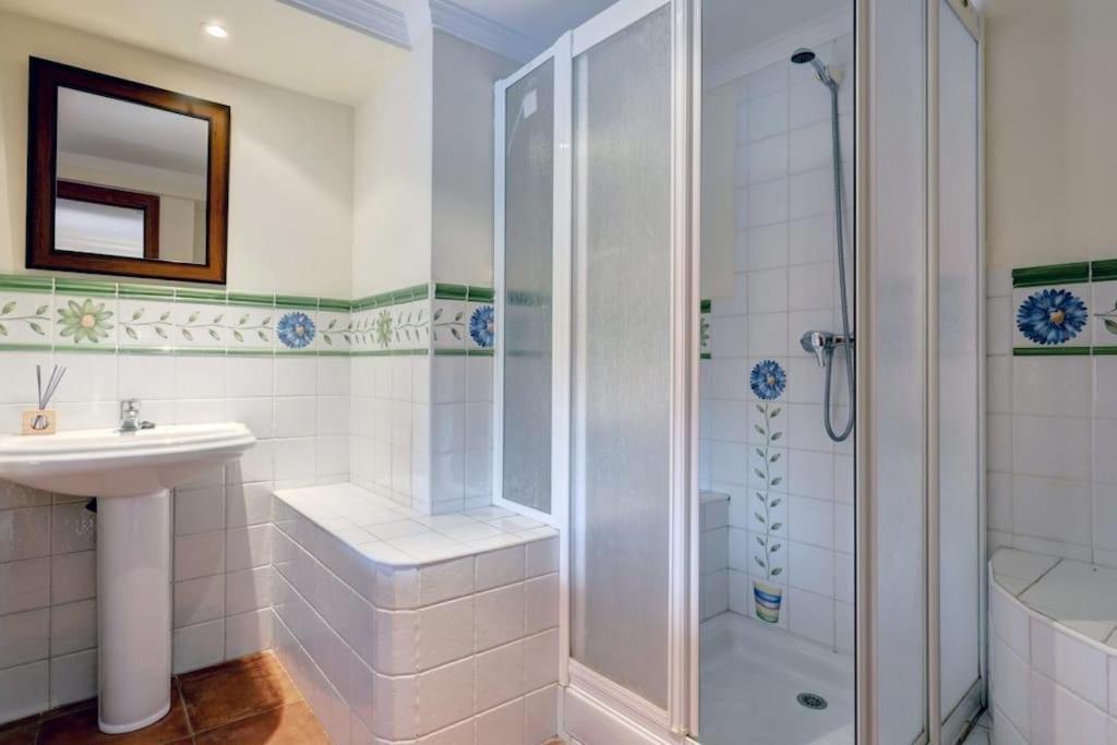 Traditional Spanish Near Puerto Banus Villa Marbella