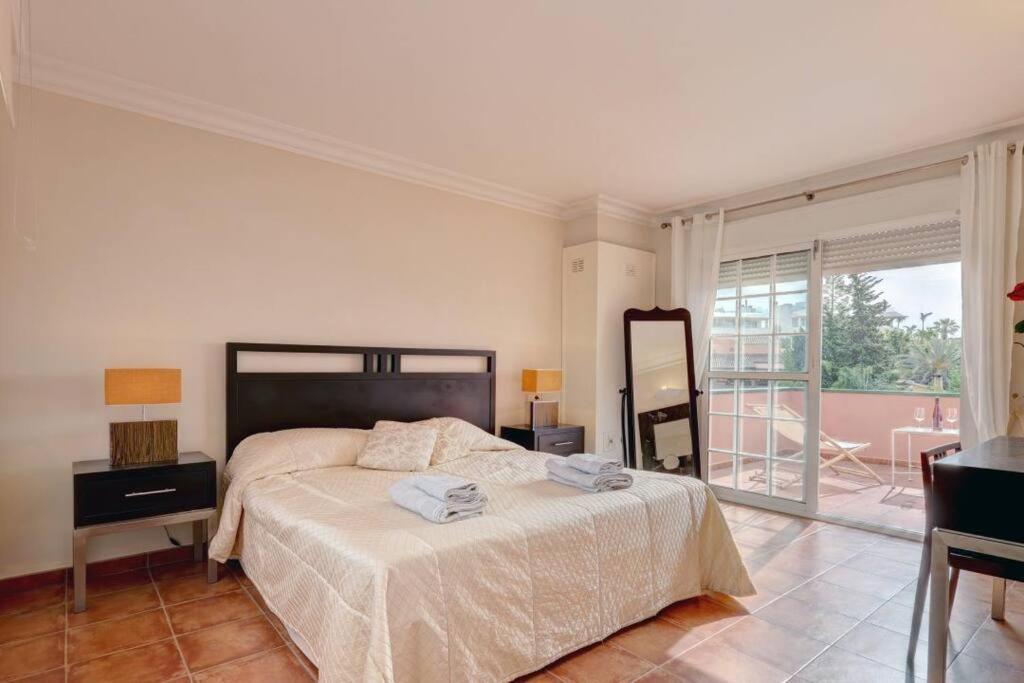 Traditional Spanish Near Puerto Banus Villa